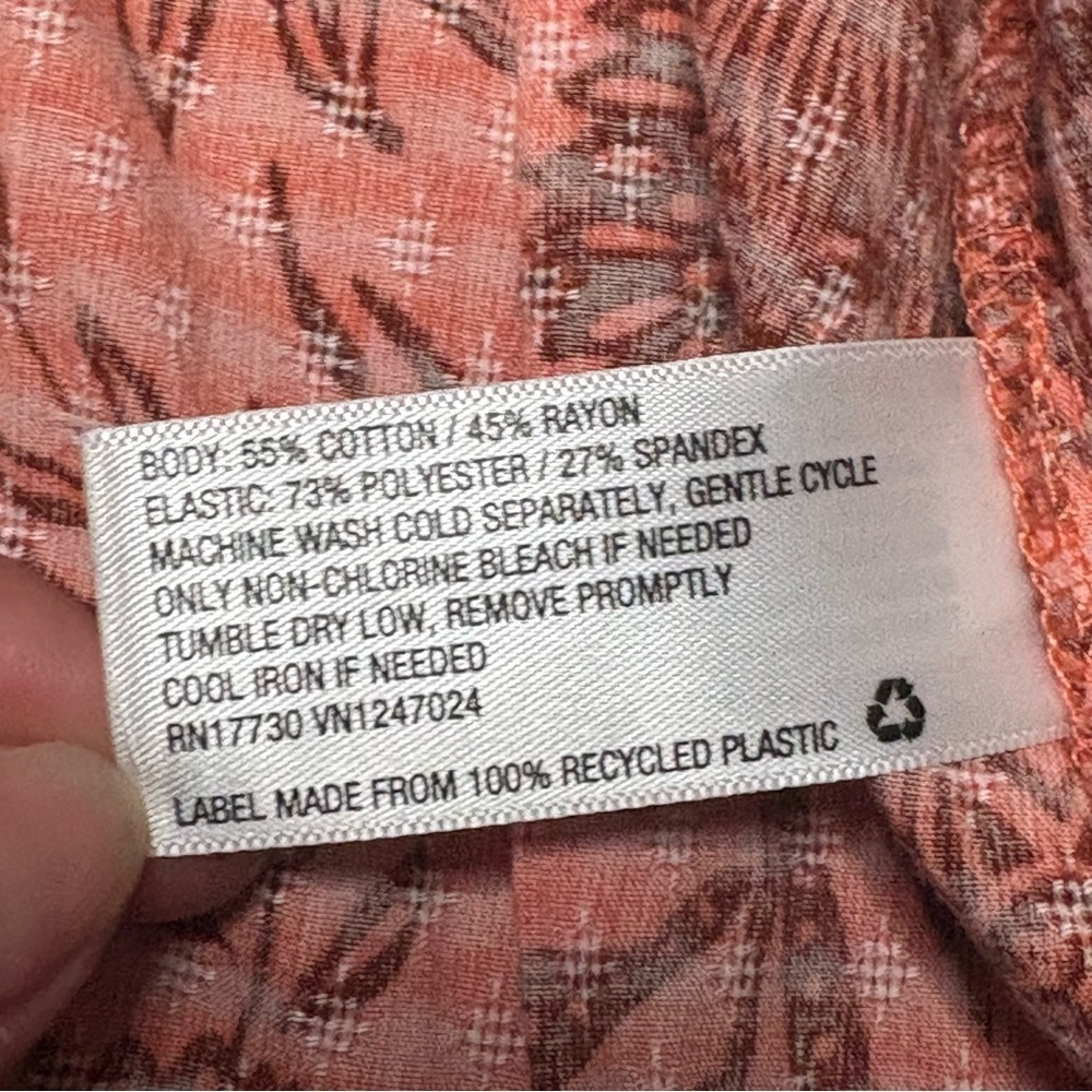 Universal Thread Coral Patterned Blouse - Picture 7 of 12